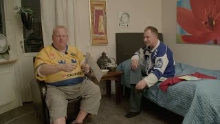 Tobbe och Mats kollar på fotboll  I en annan del av Köping TV4 [upl. by Eeuqram]