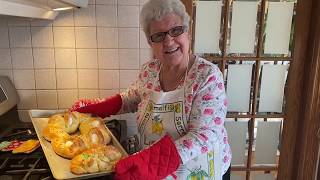 Cuculi amp Cuzzupe Italian Nonna Shares Her Traditional Calabrese Easter Sweets e8 [upl. by Jaqitsch]