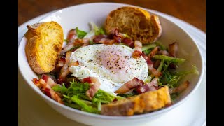 Salade Frisée aux Lardons [upl. by Yaf]