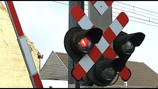 Zedelgem Level Crossing [upl. by Oribel]