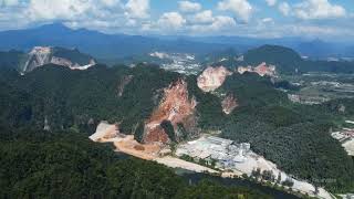 Tasik Cermin  Simpang Pulai Ipoh di celah bukit Batu Kapur [upl. by Lleraj]