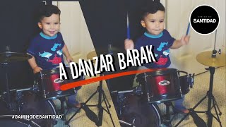 Barak a Danzar Batería  Drum  Niño de 2 años tocando [upl. by Boeke]