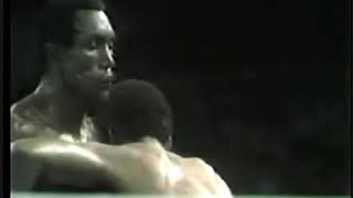 Antonio Cervantes vs Wilfred Benitez [upl. by Enoitna]