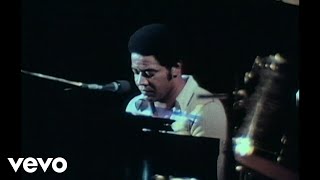 Bill Withers  Lean On Me Live in Chicago 1972 [upl. by Aita]