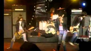 The Ramones  Loudmouth live 1977 [upl. by Seugirdor]