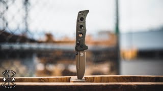 This knife is a TANK  Benchmade Mini Adamas 273FE2 [upl. by Yebloc]